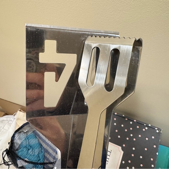 Blue Jays Smoakey BBQ Set - Picture 3 of 8